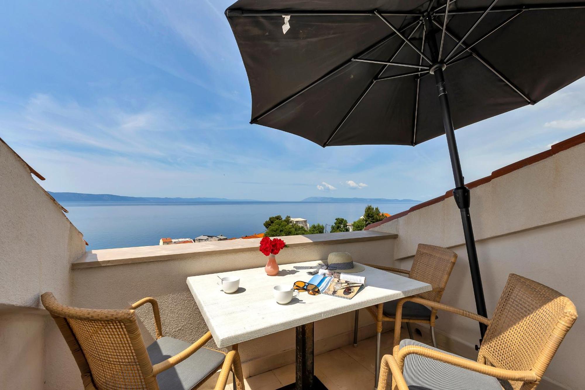 Grand View Apartments 德朗西斯 外观 照片