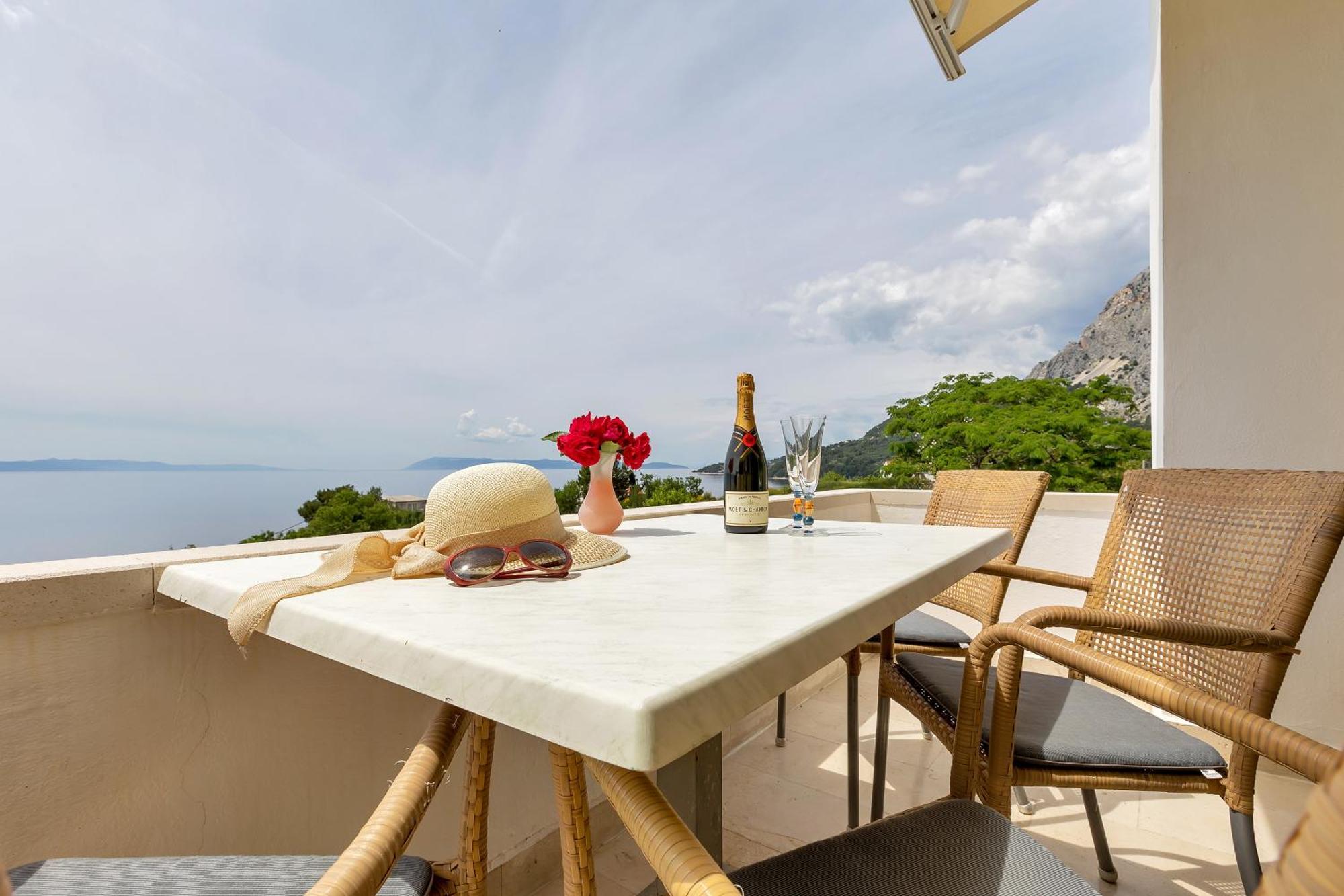 Grand View Apartments 德朗西斯 外观 照片